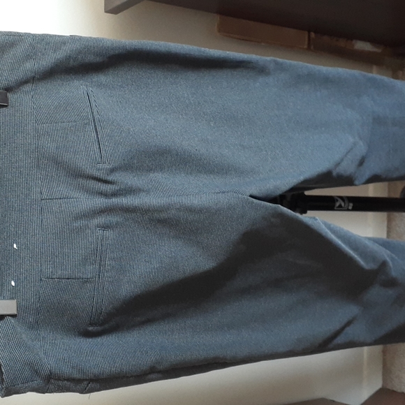 Reitman's Grey Patterned Dress Pants - 12 Petite - Picture 4 of 9